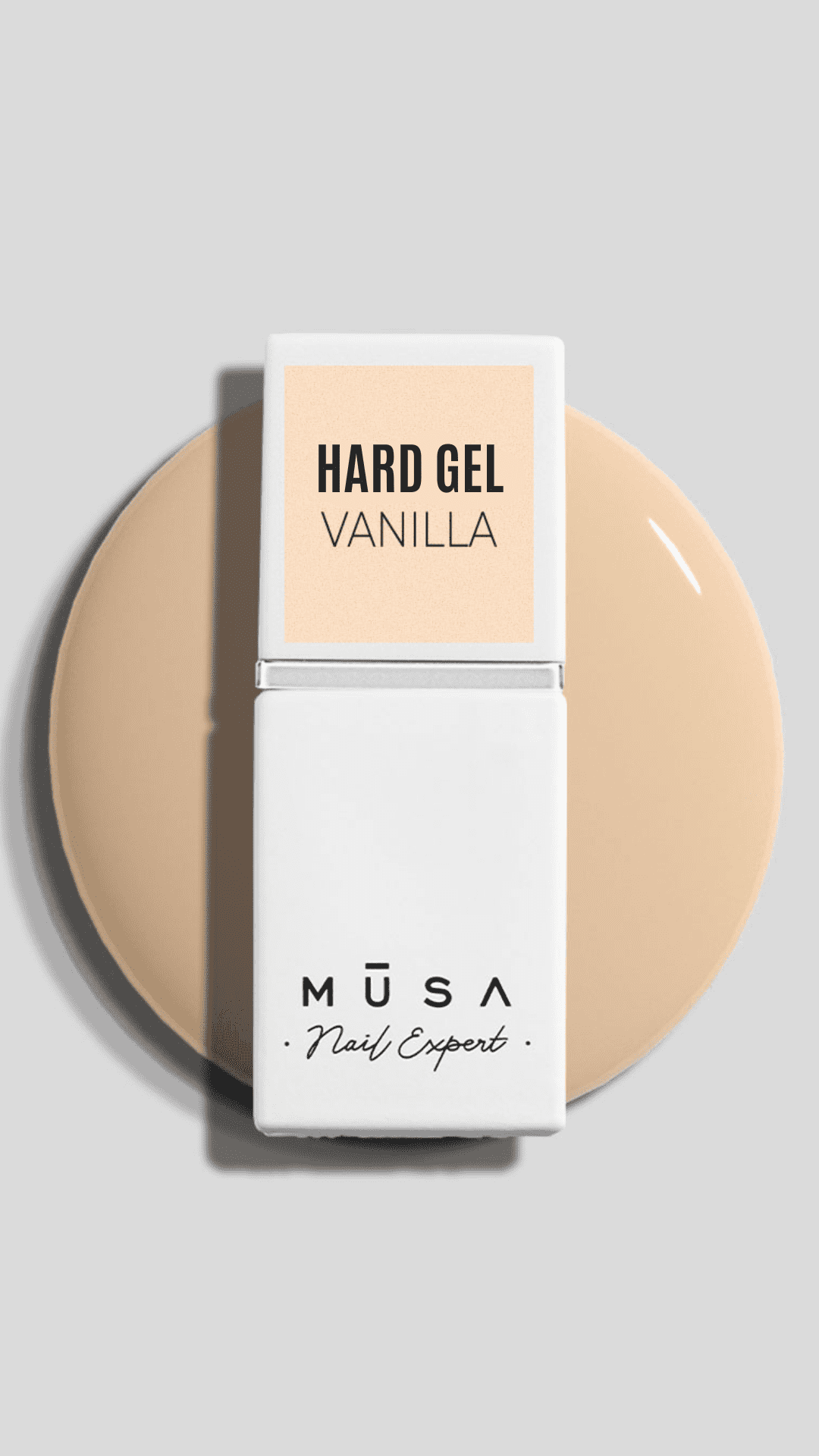 Photo de la hard gel vanilla in the bottle musa nails. Pastel et élégante base mais aussi gel builder.